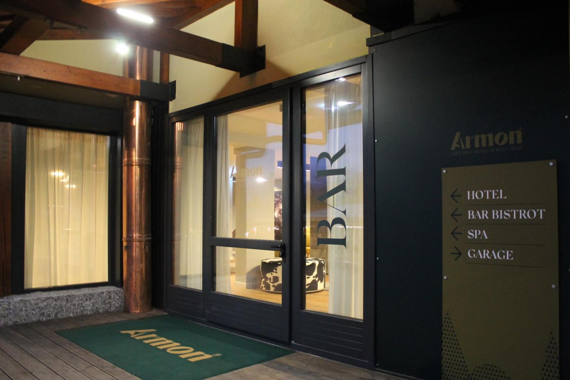 Armon Greenblu Hotel & Wellness Folgarida Buitenkant foto