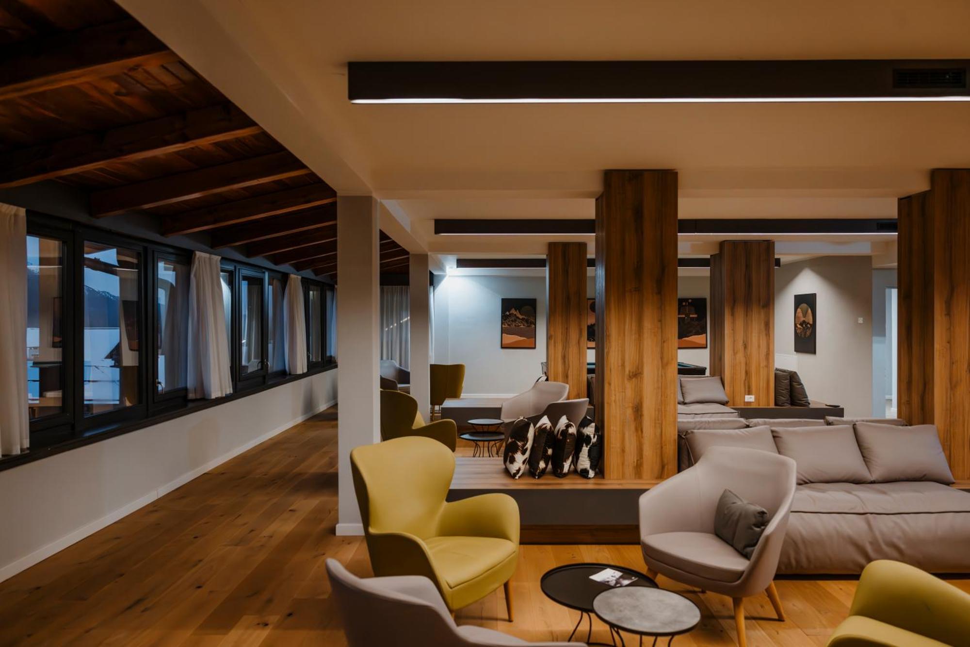 Armon Greenblu Hotel & Wellness Folgarida Buitenkant foto