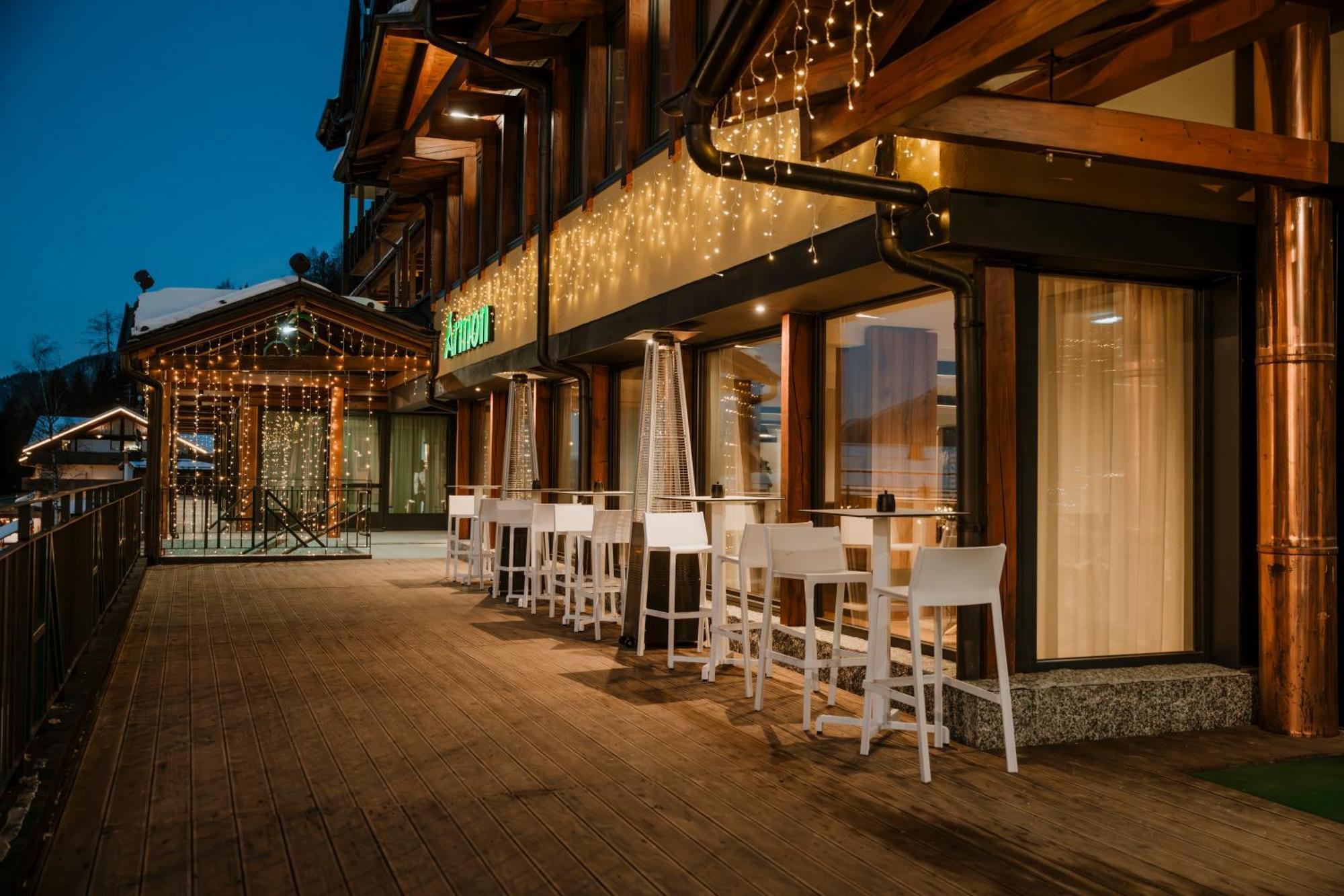 Armon Greenblu Hotel & Wellness Folgarida Buitenkant foto