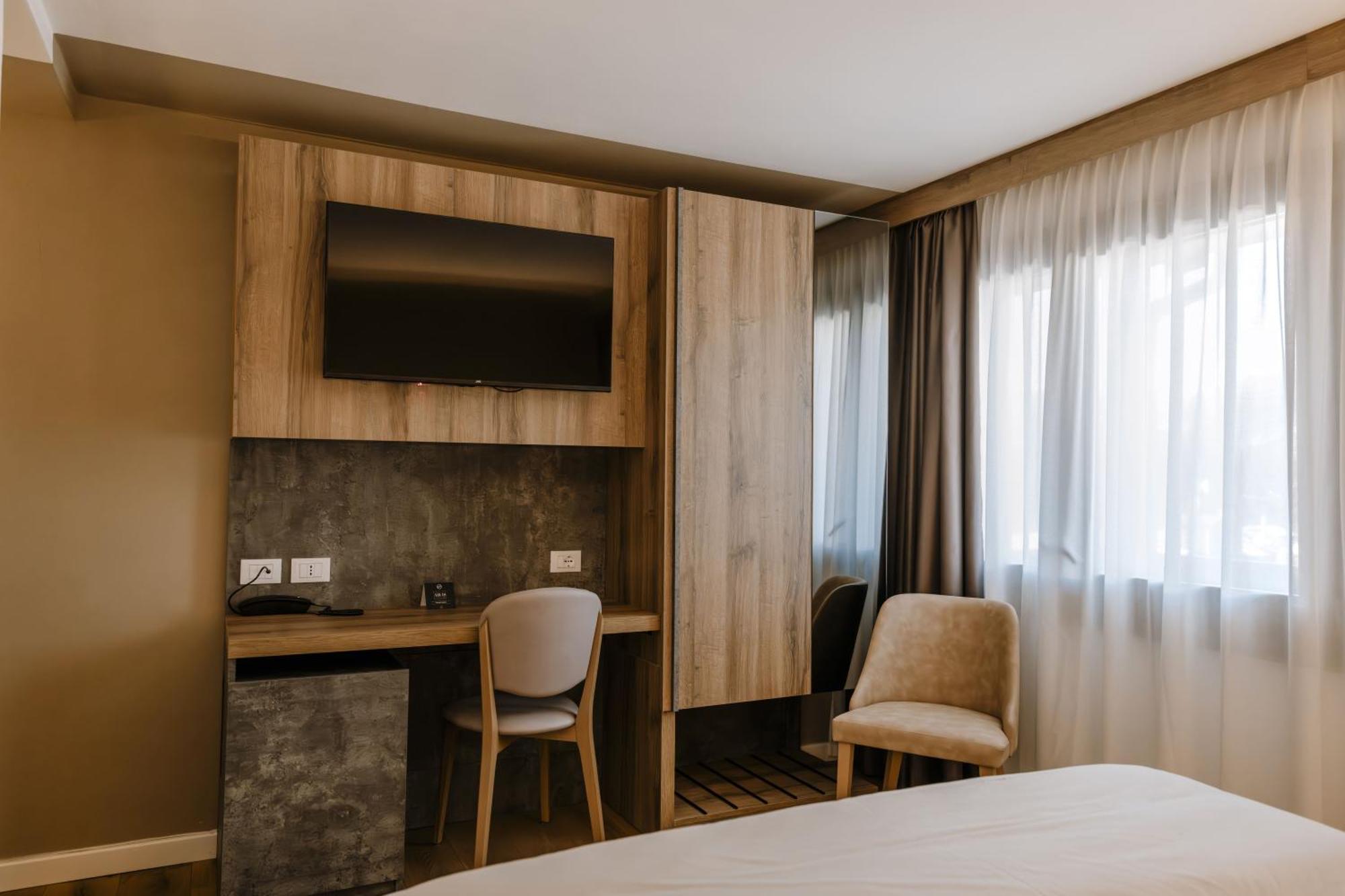Armon Greenblu Hotel & Wellness Folgarida Buitenkant foto