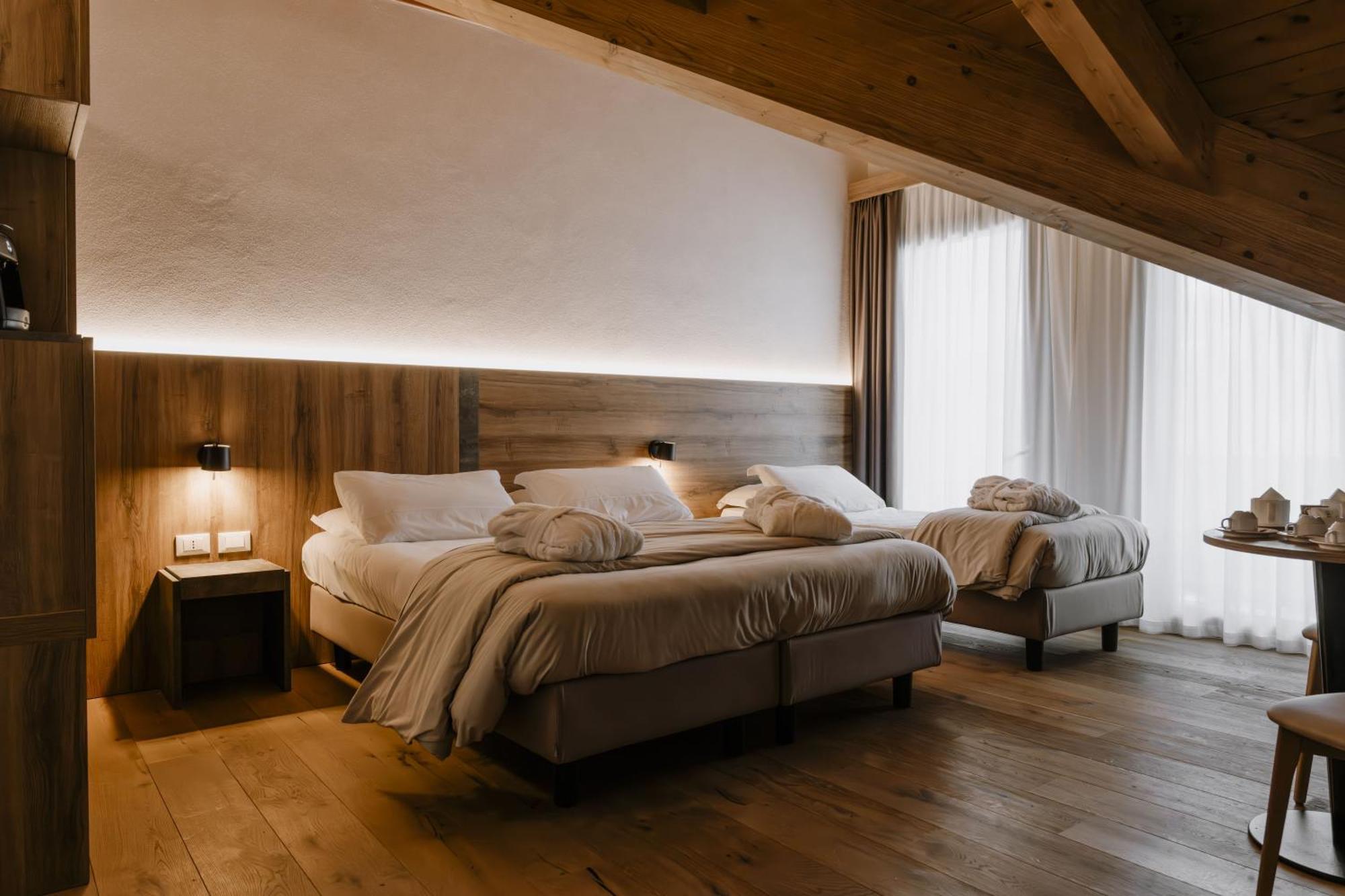 Armon Greenblu Hotel & Wellness Folgarida Buitenkant foto